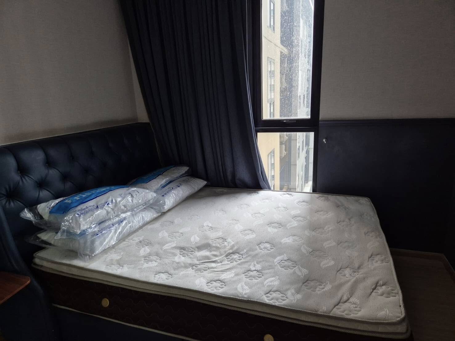 High Rise โซนพื้นที่ บางยี่ขัน ให้เช่าห้องแบบ 1ห้องนอน 1ห้องน้ำ คอนโด Plum Condo Pinklao Station (พลัม คอนโด ปิ่นเกล้า สเตชั่น) ขนาดห้อง 25 ตรม. ชั้น 12