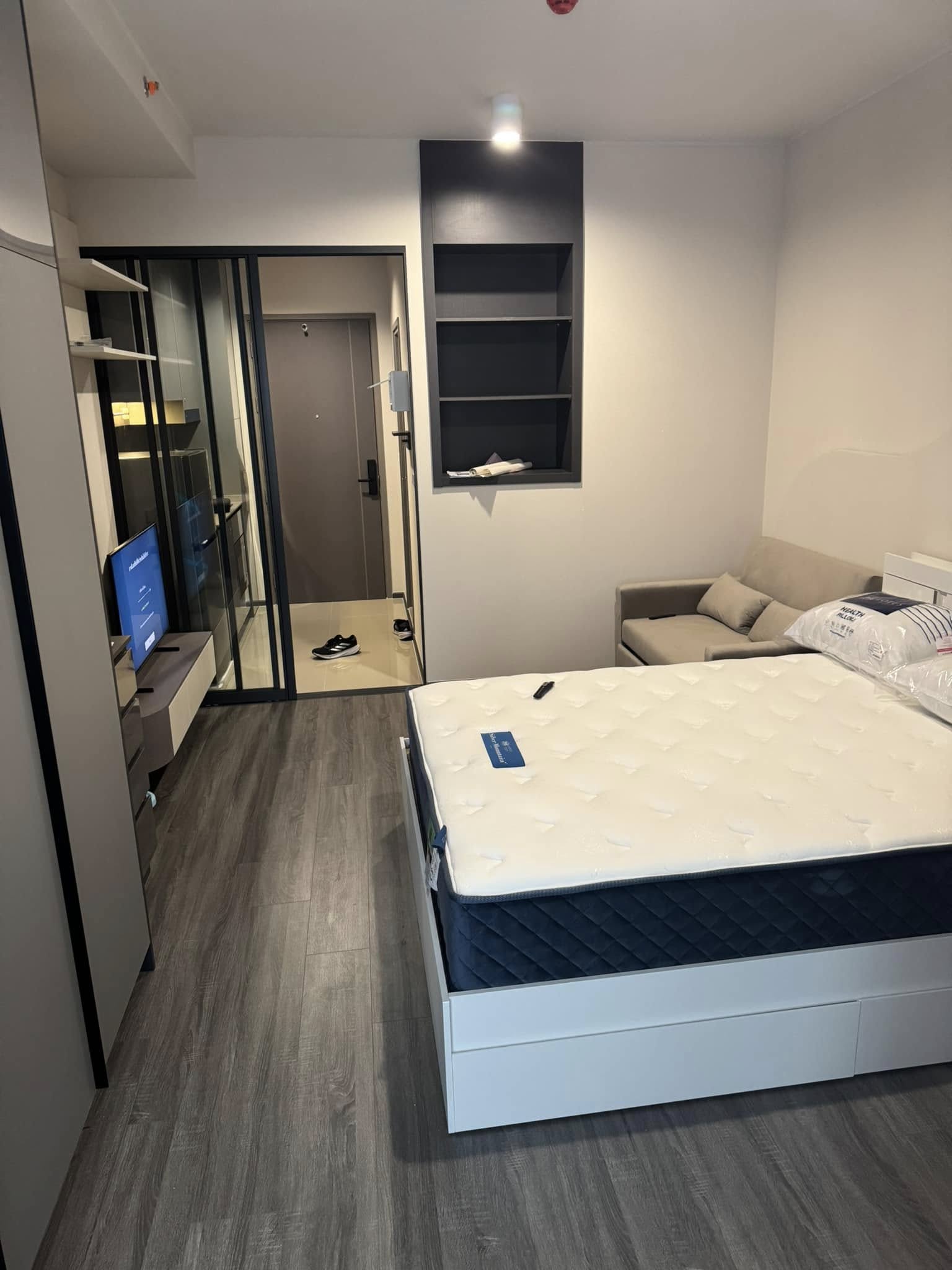 ให้เช่าห้องแบบ Studio 1ห้องน้ำ 1ครัวแยก โซนพื้นที่ BTS พระโขนง คอนโด IDEO Sukhumvit - Rama 4 (ไอดีโอ สุขุมวิท - พระราม 4) ขนาดห้อง 30 ตรม. ชั้น 12