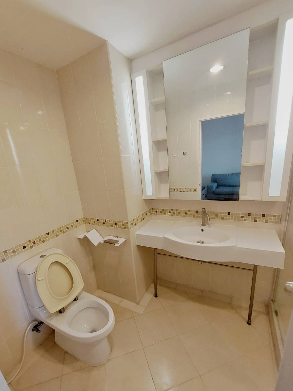 ปล่อยเช่าคอนโด Life @ BTS Tha - Phra (ไลฟ์ แอท บีทีเอส ท่าพระ) - 1ห้องนอน ตกแต่งเฟอร์ครบมีเครื่องซักผ้า - การเดินทาง: ใกล้ BTS ตลาดพลู