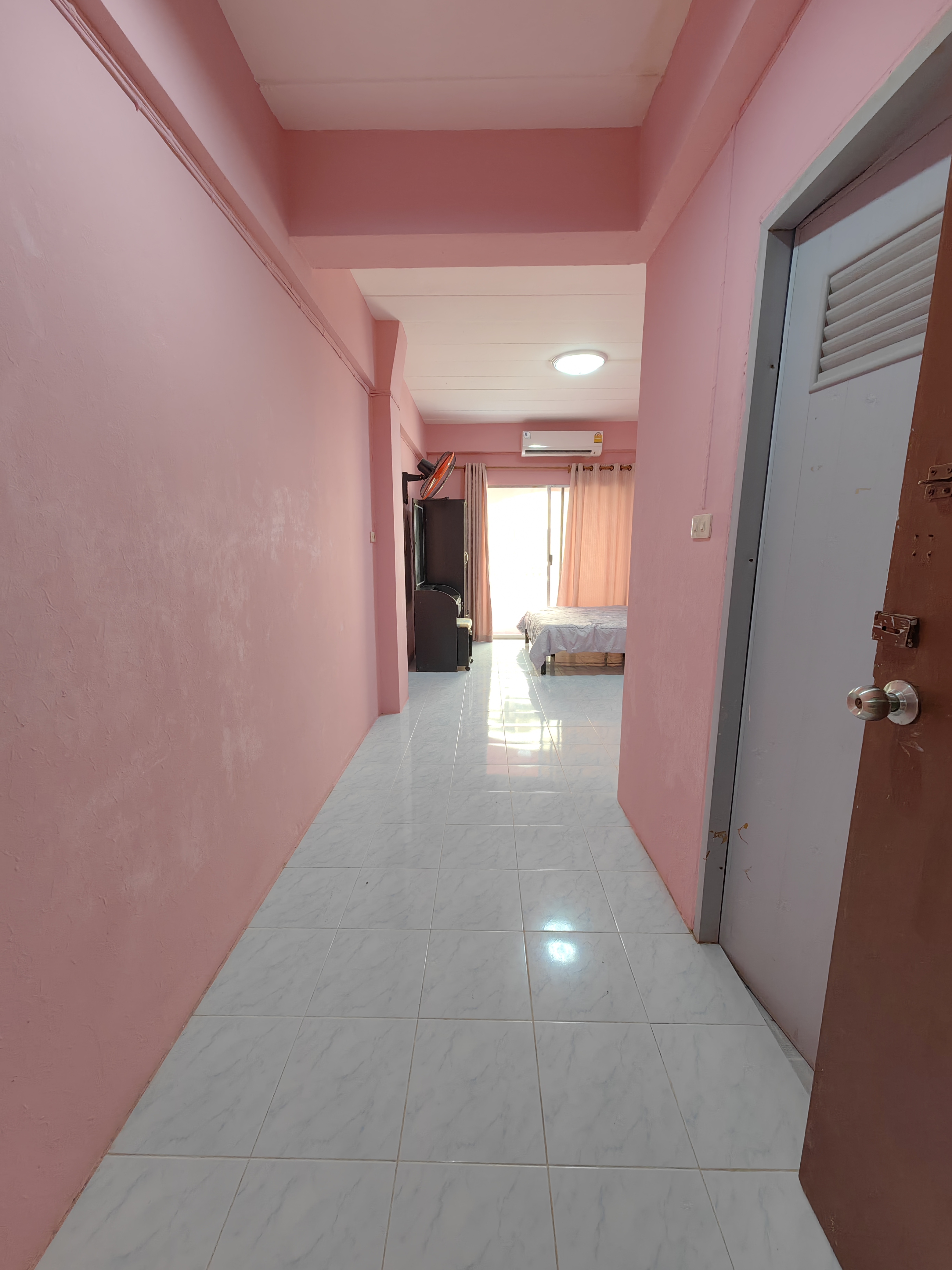 Nirun Residence 4Floor 25 sqm. Mega Bangna Ramkamheang2 Gemopolis 0909897810