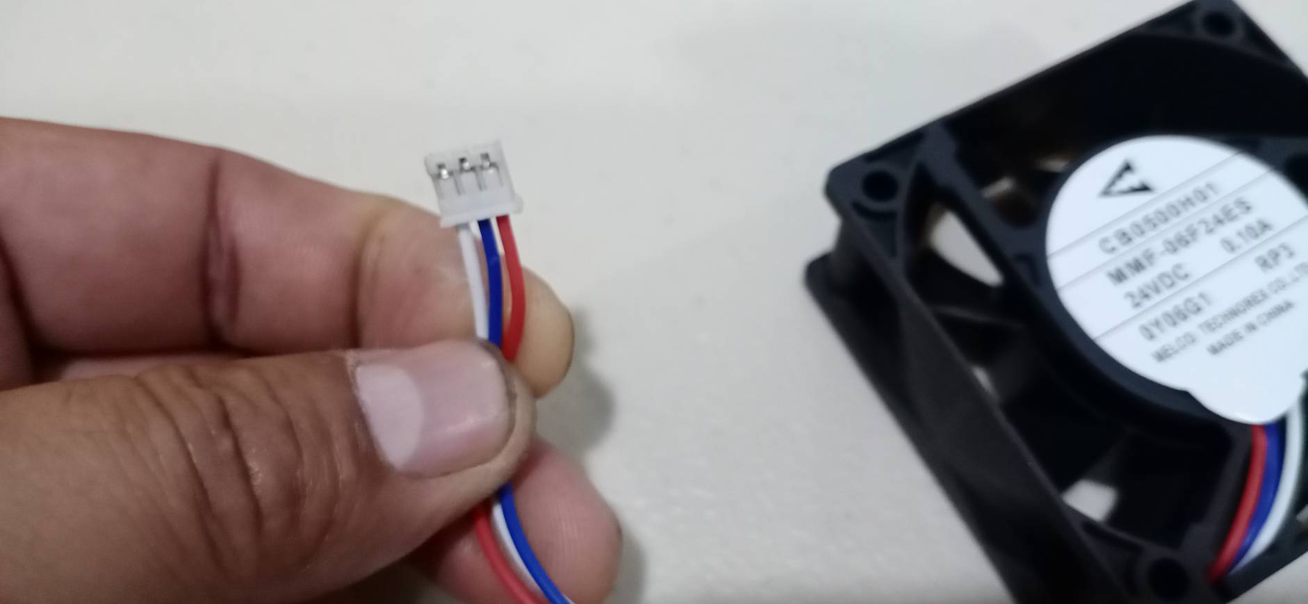 MELCO CB0500H01 MMF-06F24ES Male jack พัดลมสำหรับ Servo drive Mitsubishi