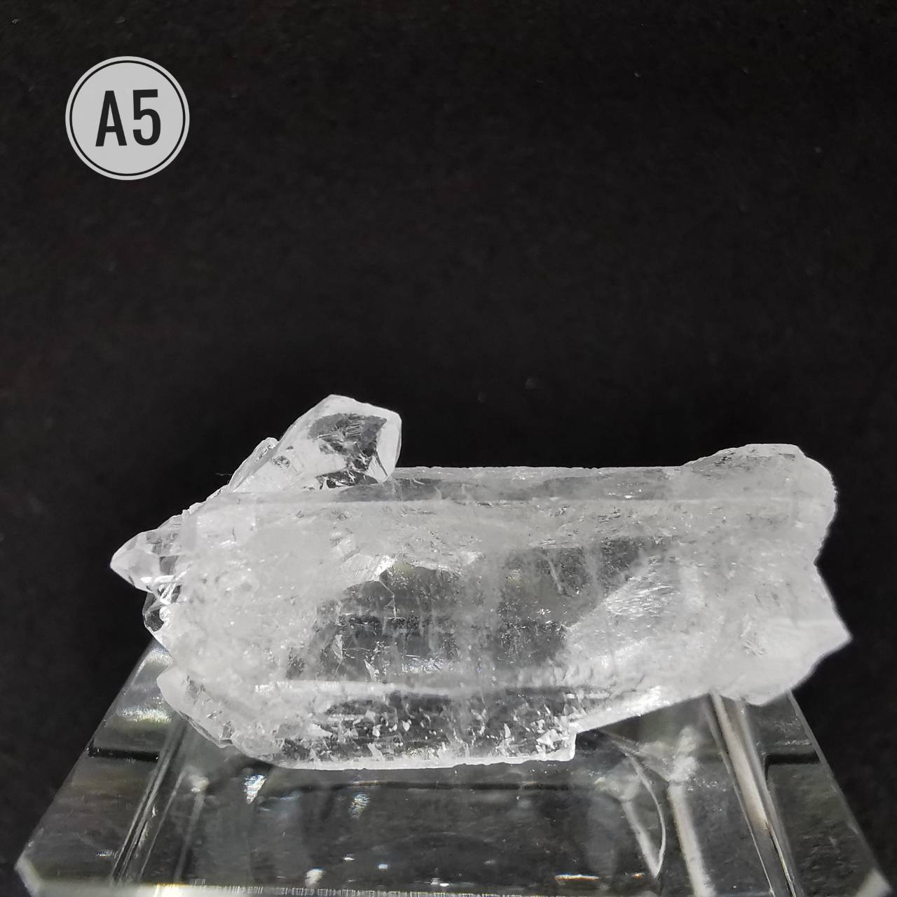หินคริสตัลควอตซ์ผลึกธรรมชาติ Crystal Quartz