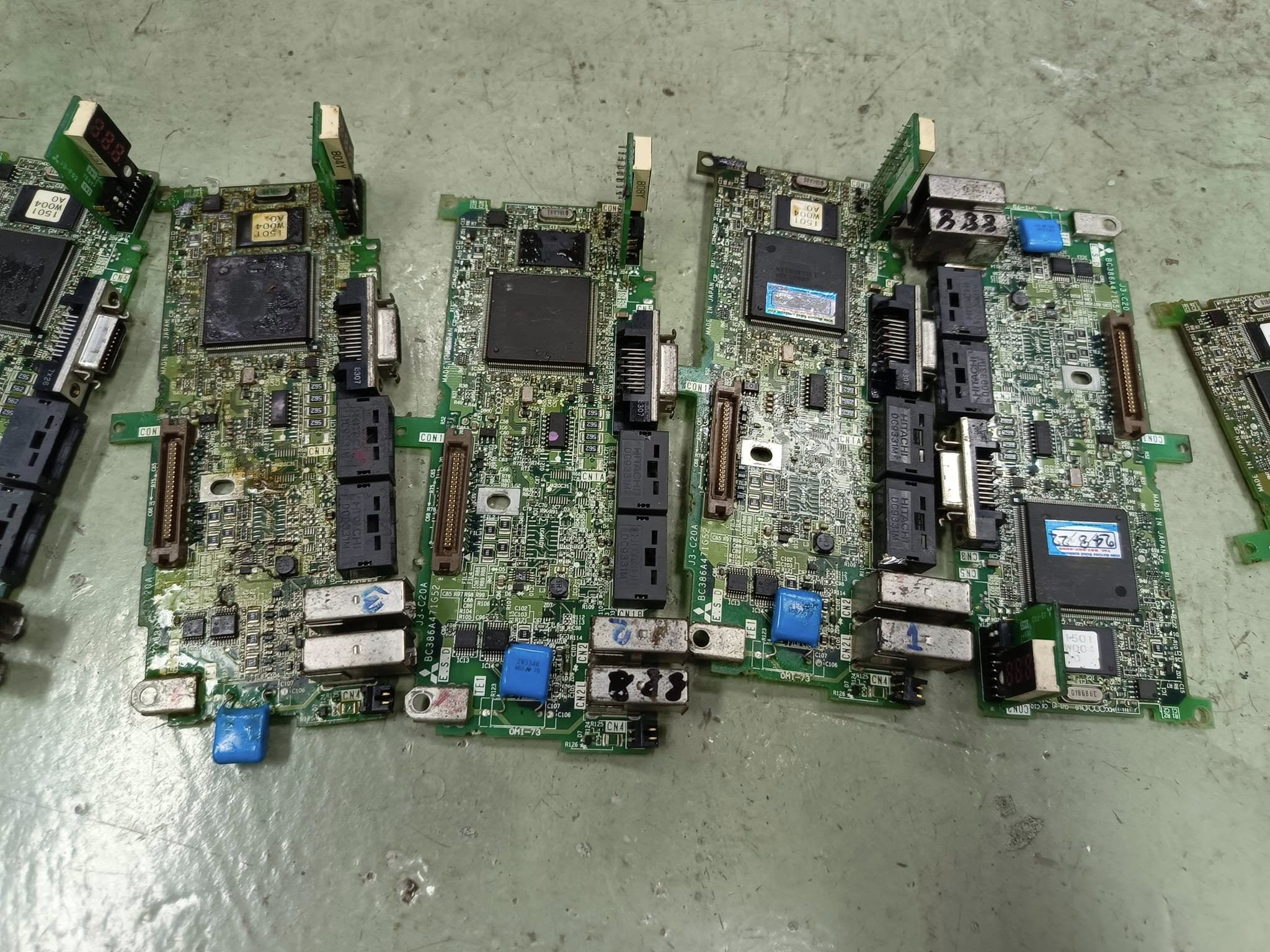 งานรอซ่อม board cnc Mitsubishi