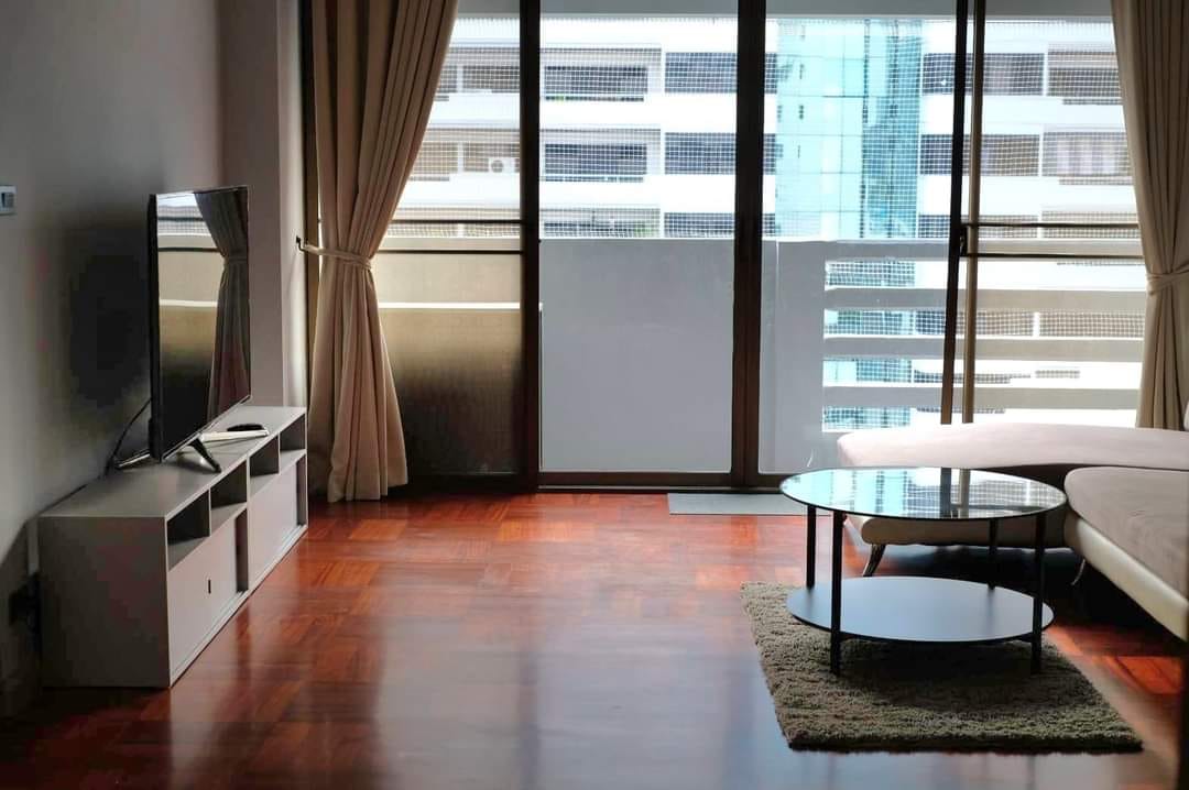 ปล่อยเช่าคอนโด Ruamjai Heights (ร่วมใจ ไฮท์) ซอย สุขุมวิท15 - 1ห้องนอน 1ห้องนั่งเล่น 1ห้องน้ำ - ใกล้ MRT เพชรบุรี BTS อโศก MRT สุขุมวิท