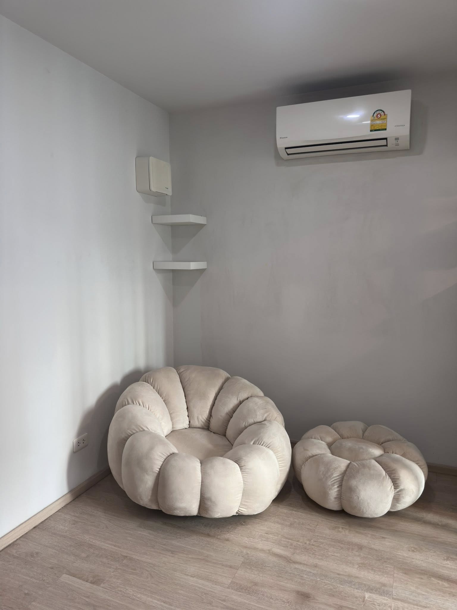 ให้เช่าคอนโด Elio Del Moss Phaholyothin 34 (เอลลิโอ เดล มอสส์ พหลโยธิน 34) 1ห้องนอน / 1ห้องน้ำ ขนาด 30 ตรม. ชั้น 3 ตึก D ค่าเช่า 12,000 ต่อเดือน รถไฟฟ้าBTSเสนานิคม/เกษตร