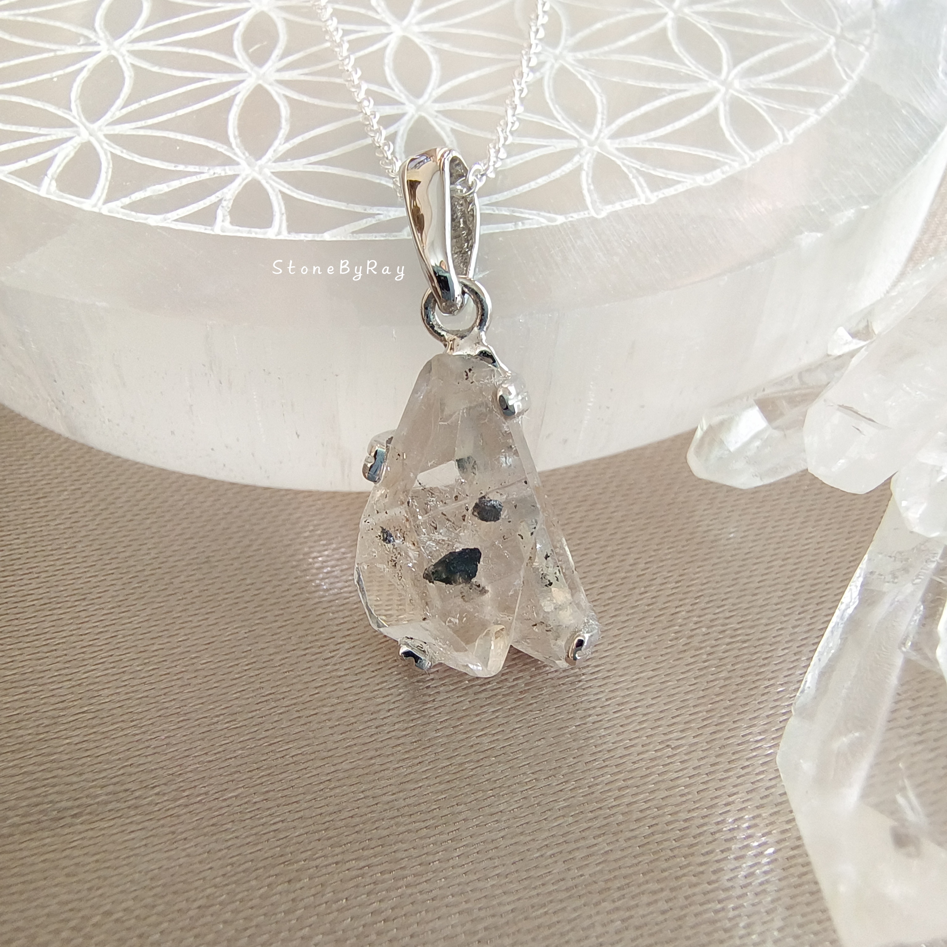 สร้อยคอเงินจี้หินเฮอร์คิเมอร์ไดม่อน Herkimer Diamond