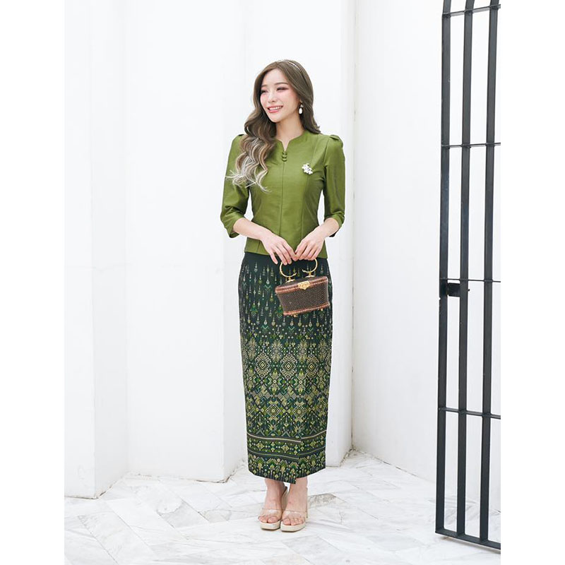 kudapy ชุดเซทชุดไทยประยุกต์สีเขียว/สีฟ้า งานไหม 3 เส้น 4 ตะกอ ใส่ออกงานสวยดูดี คุณนายมากๆ