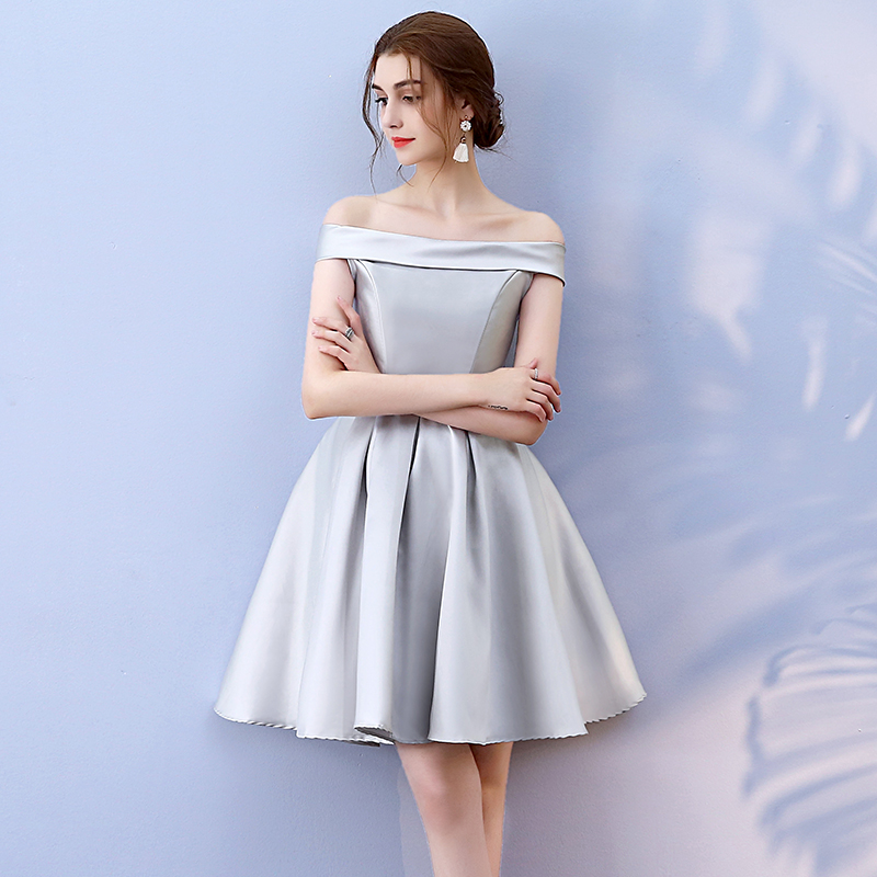 Mini Dress ชุดราตรีสั้นทรงปาดไหล่กระโปรงบานสีเทา