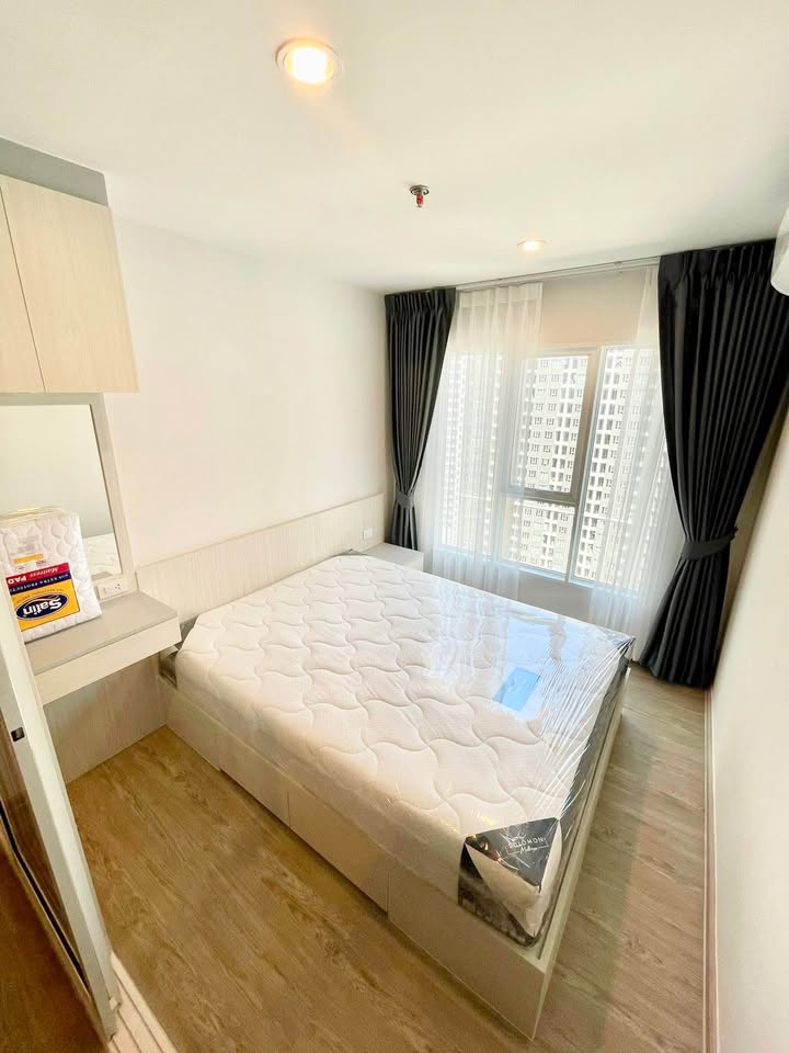 ให้เช่าคอนโด Regent home bangna (รีเจ้นท์ โฮม บางนา) High Rise โซนพื้นที่ BTS บางนา ห้องแบบ 1ห้องนอน 1ห้องน้ำ โซนครัวปิด ขนาดห้อง 28 ตรม. ชั้น ตึก B