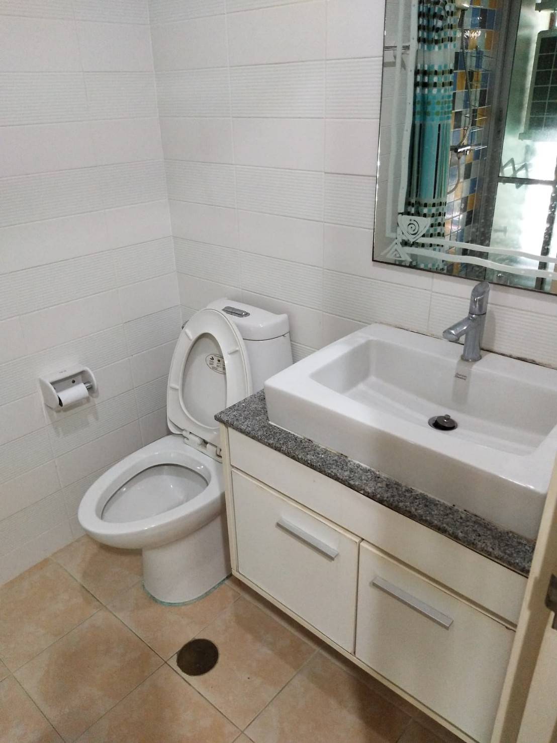 ให้เช่า The IRIS Rama 9 – Srinakarin ชั้น6 เฟอร์ครบพร้อมอยู่