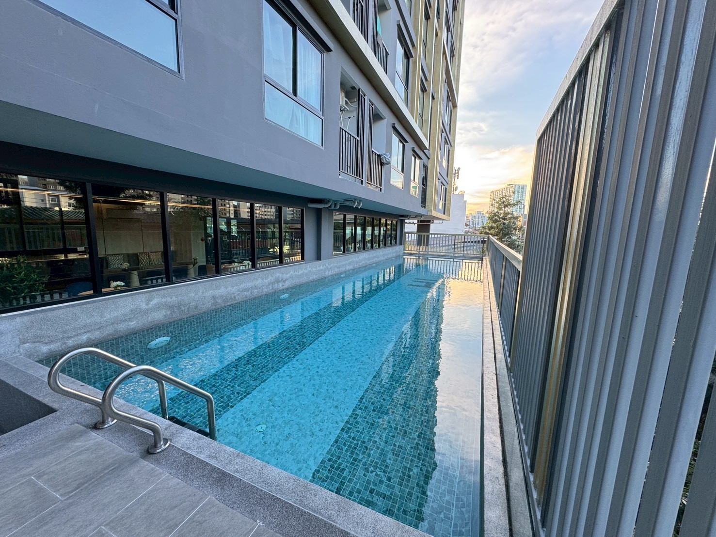 ให้เช่าคอนโด HI Kaset - Senanikhom Station (ไฮ เกษตร - เสนานิคม สเตชั่น) 1ห้องนอน / 1ห้องน้ำ ขนาด 28.75 ตรม. ชั้น 7 ตึก A ค่าเช่า 12,000 ต่อเดือน รถไฟฟ้า BTS เสนานิคม