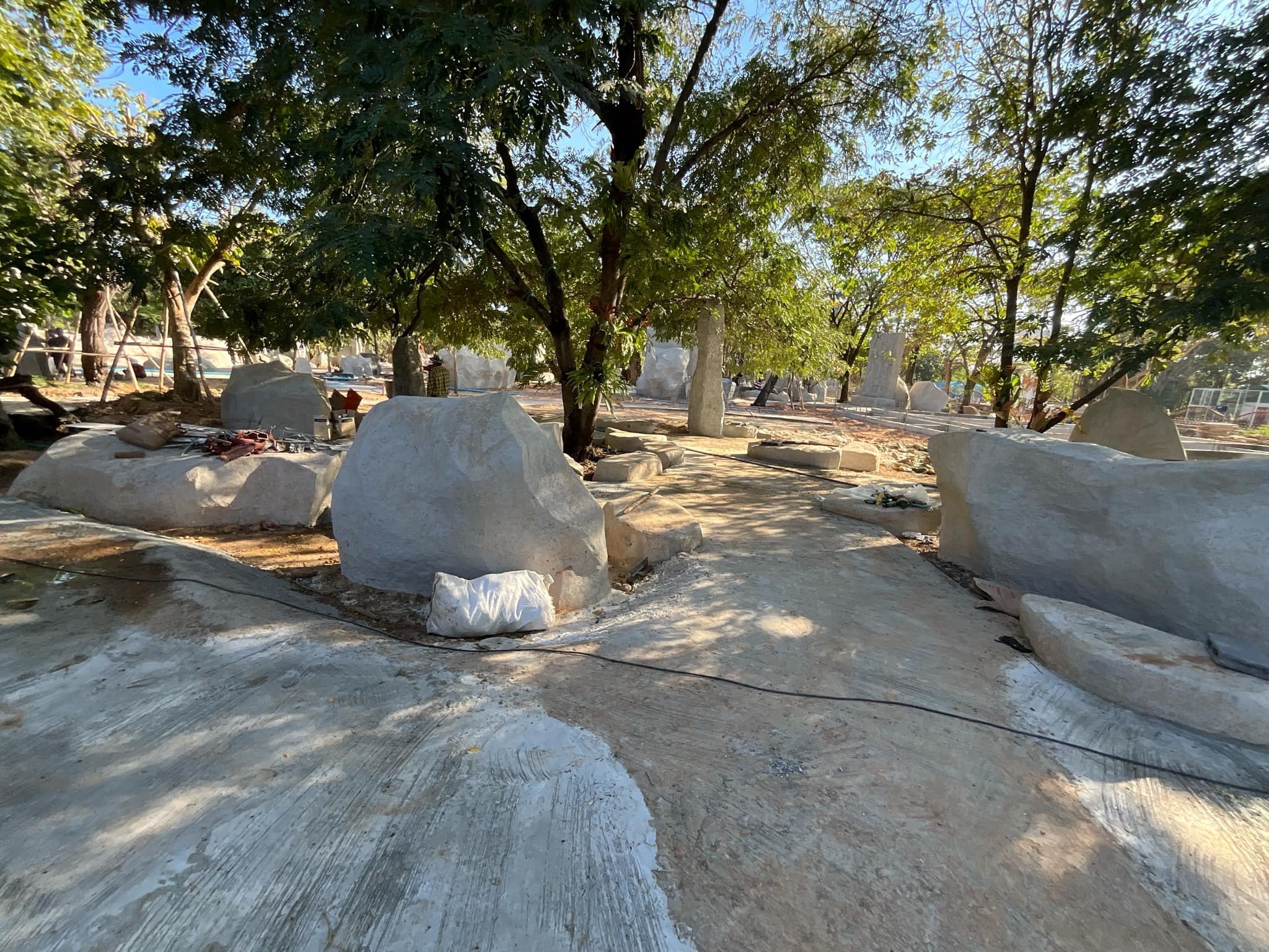 งานออกแบบ จัดสร้างสวนพุทธศิลป์ อุทยานพระนาดูนทะลุมิติ จ.มหาสารคาม สอบถาม โทร 061-6592998