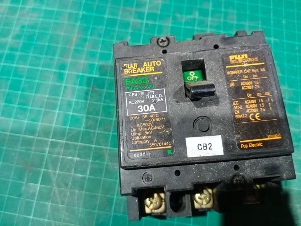 FUJI EA33 30A EARTH LEAKER BREAKER