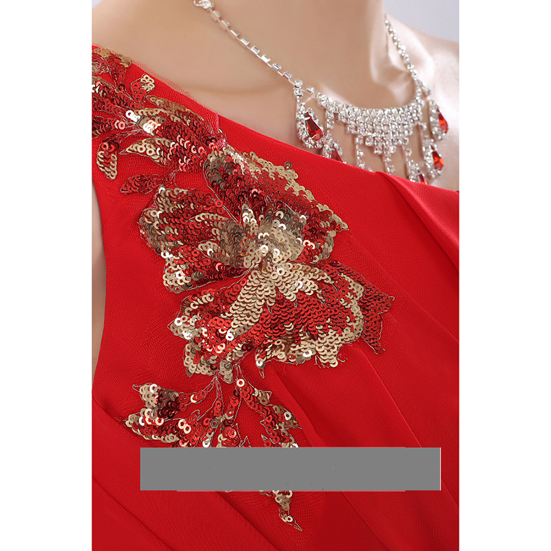 kudapy เดรสยาวสีแดง/ครีม/น้ำเงิน ไหล่เดียว แต่งลูกไม้ปักเลื่อมละเอียด ช่วงอกจับเดรปสวย