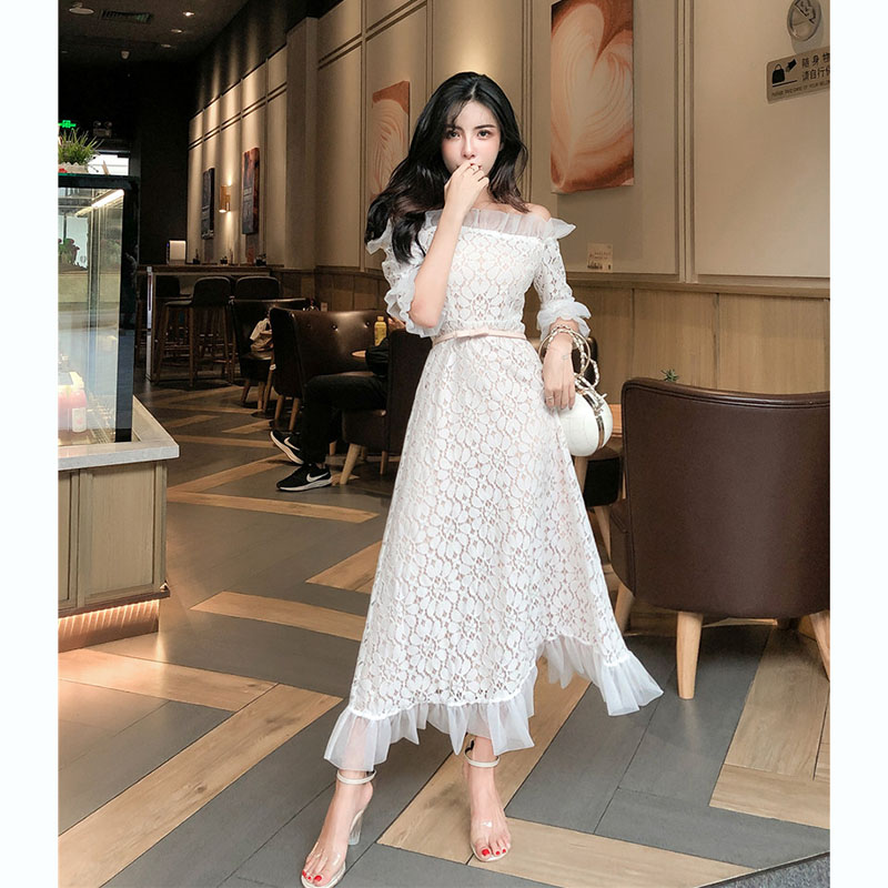 kudapy เดรสยาวสีขาว ลูกไม้ปาดไหล่แต่งมุ้งฟรุ้งฟริ้ง ออกงาน ใส่สบายสวยดูดี