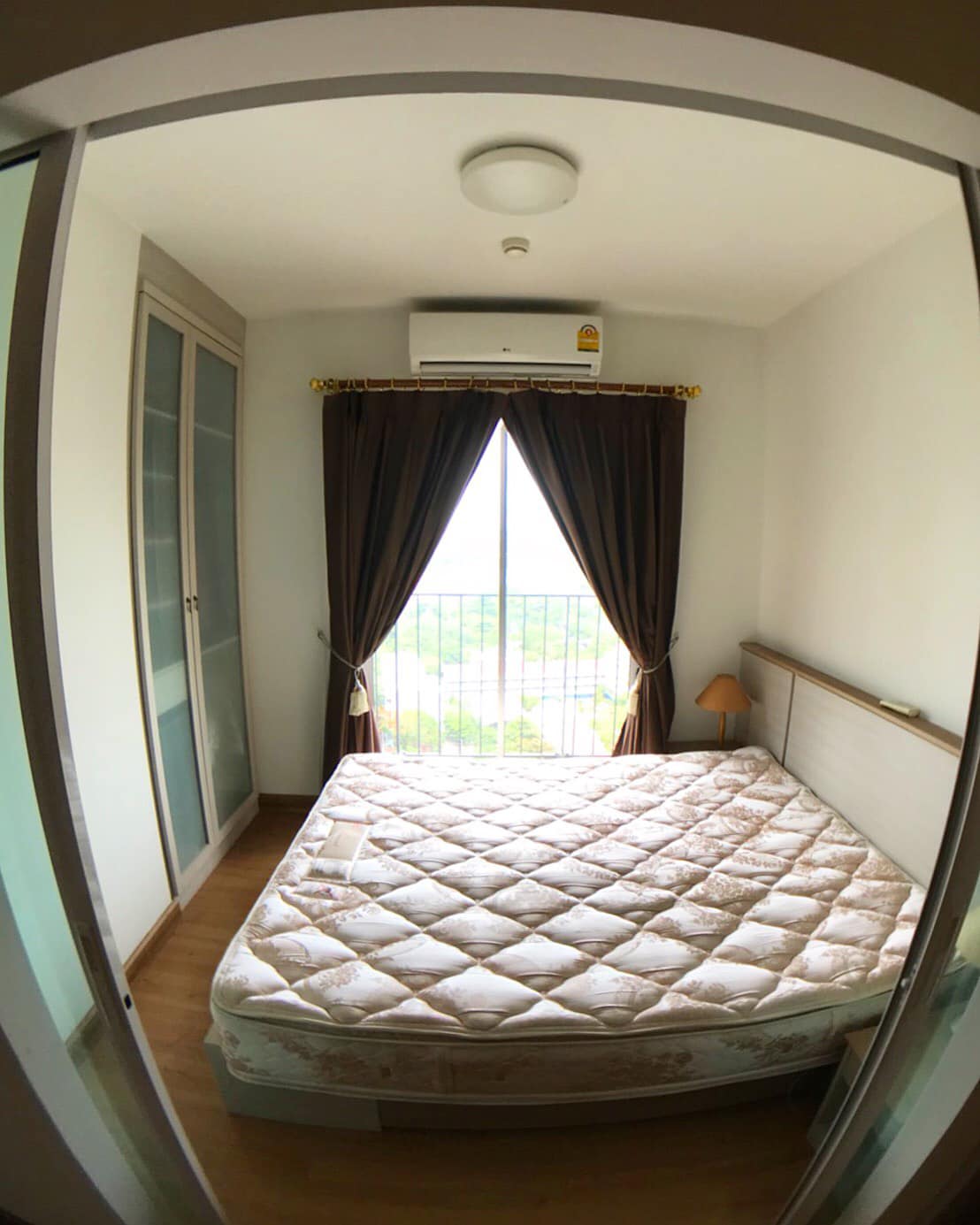 ขายขาดทุนคอนโด Chapter One Modern Dutch (แชปเตอร์ วัน โมเดิร์น ดัชต์ ราษฎร์บูรณะ 33) - ให้ทั้งหมดยกห้อง 1ห้องนอน 1ห้องน้ำ 1ห้องนั่งเล่น - ขนาดห้อง 29.34 ตรม. ชั้น 21 ตึก A - ขาย 1.59 ฟรีค่าโอน