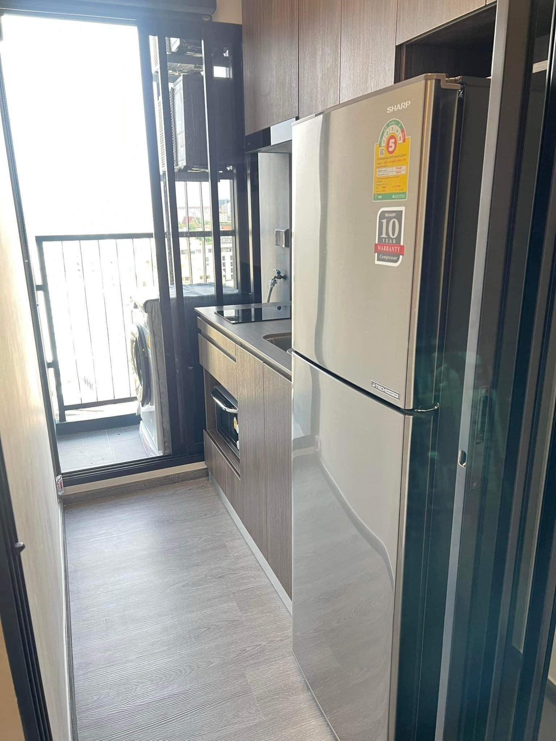 ให้เช่าคอนโด THE ORIGIN LADPRAO - BANGKAPI (ดิ ออริจิ้น ลาดพร้าว - บางกะปิ) ตกแต่งเฟอร์ครบ ใกล้เคียงแยกลำสาลี & เดอะมอลล์บางกะปิ