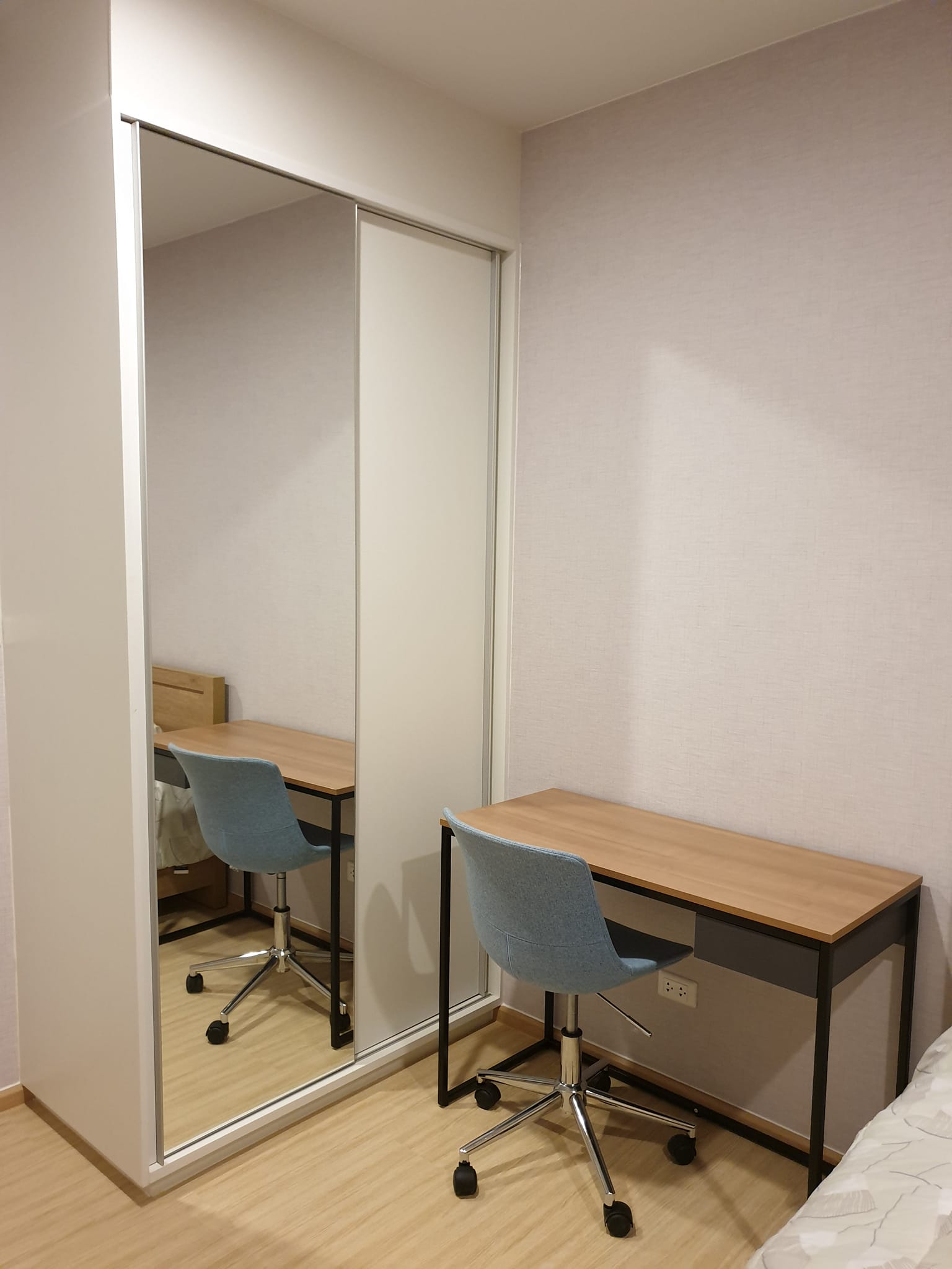 ปล่อยเช่าคอนโด Plum Condo Pinklao Station (พลัม คอนโด ปิ่นเกล้า สเตชั่น) - 1ห้องนอน 1ห้องน้ำ 1ห้องนั่งเล่น - ใกล้ MRT บางยี่ขัน / พาต้าปิ่นเกล้า - ขนาดห้อง 25.64 ตรม. ชั้น 20