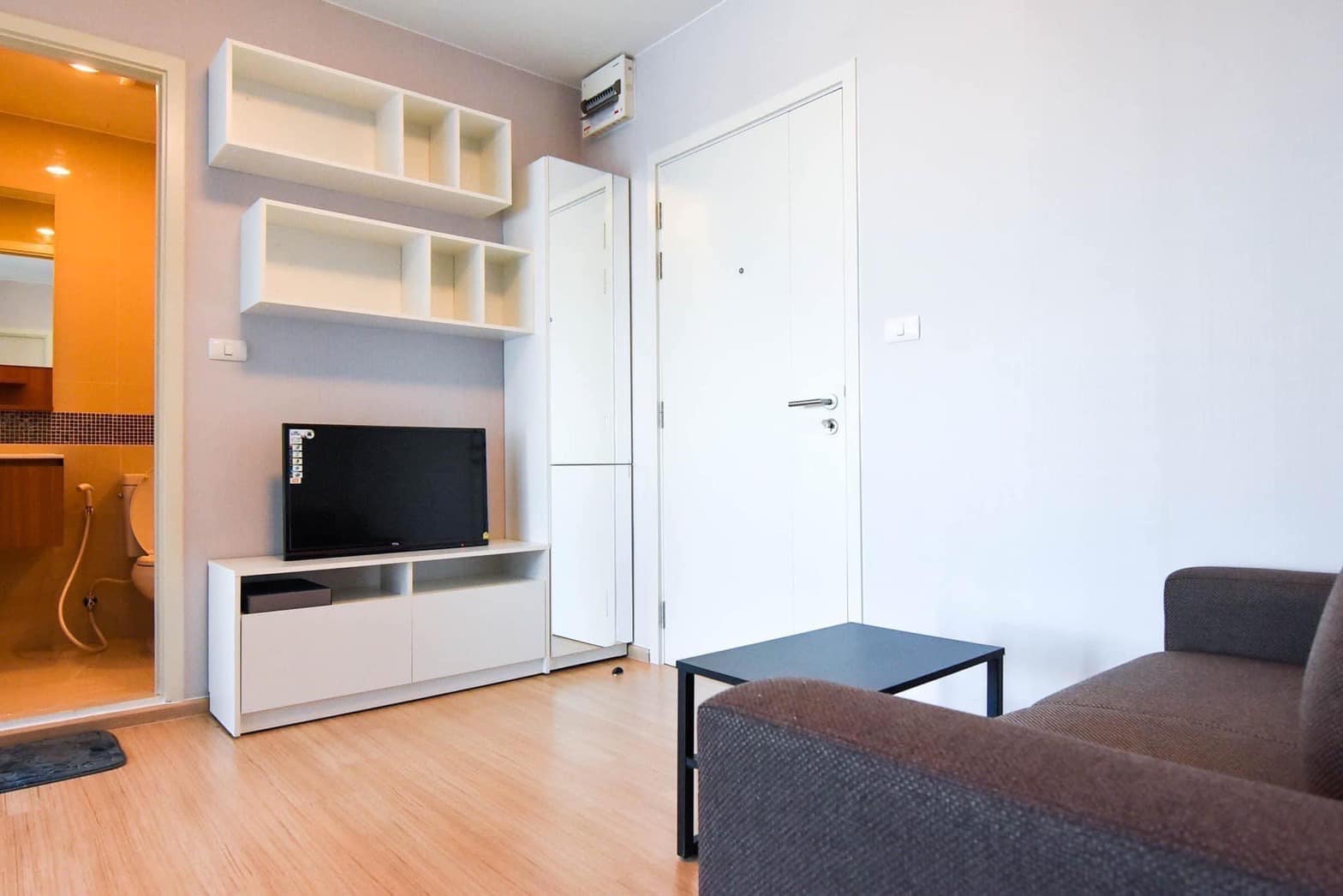 ปล่อยเช่าคอนโด Fuse Sense Bangkae (ฟิวส์ เซนเซ่ บางแค) - ห้องมุม1ห้องนอน(ไม่ใช่กระจก) 1ห้องนั่งเล่น 1ห้องน้ำ - ใกล้ MRT หลักสอง/โรงพยาบาลเกษมราษฎร์ บางแค - ขนาดห้อง 39.5 ตรม. ชั้น 23