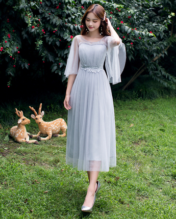 kudapy ชุดเดรสยาวคลุมเข่าใส่ออกงานสีครีม แขนเสื้อระบาย เดรสผ้ามุ้ง 2 ชั้น