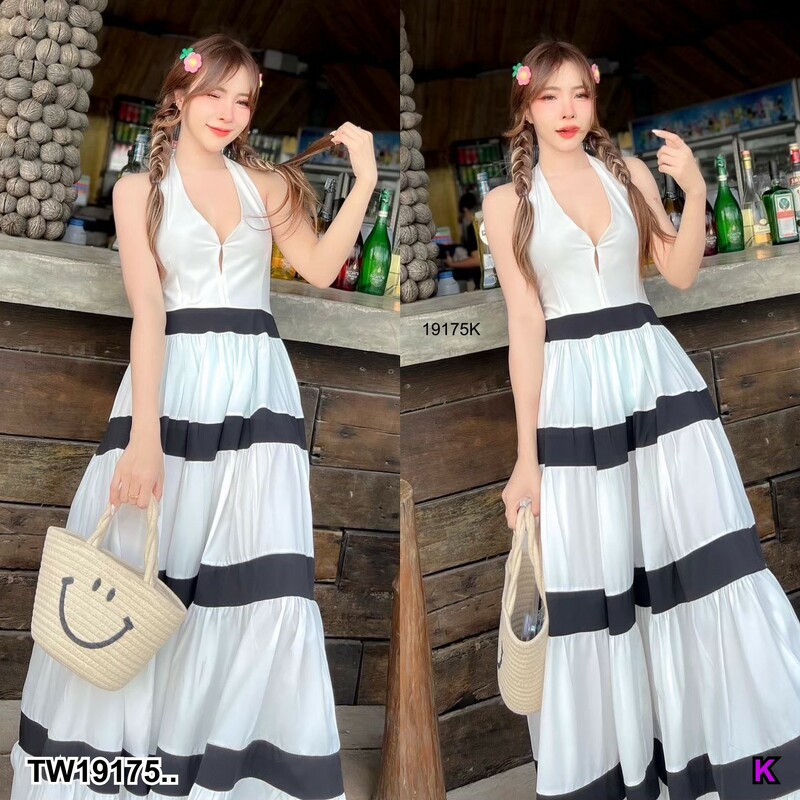 kudapy เดรสยาวคล้องคอ แต่งทูโทน สวย หรู ดีเทลตัวเสื้อด้านบนเป็นคล้องคอ ด้านหลังเป็นสม็อค ตัวกระโปรงแต่งทูโทนสลับเป็นชั้น