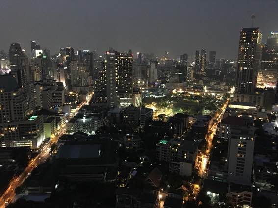 สนใจชมห้องติดต่อได้เลย Line ID: Smile-easy ปล่อยเช่าคอนโด Park 24 (พาร์ค 24) - 1ห้องนอน 1ห้องน้ำ 1ห้องนั่งเล่น - ใกล้ BTS พร้อมพงษ์ - ขนาดห้อง 30 ตรม. ชั้น 33 ตึก 2