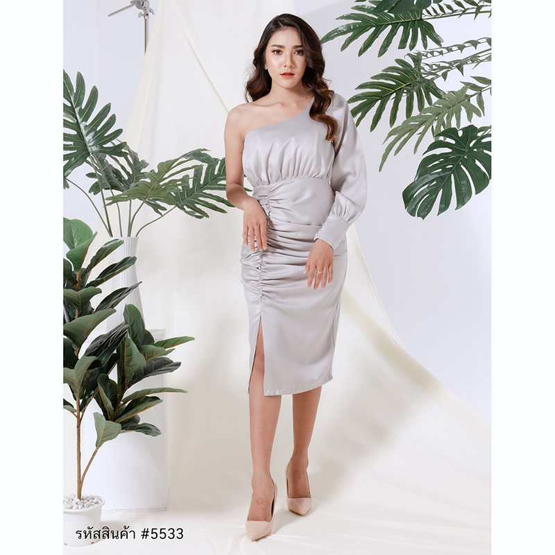 kudapy เดรสสั้นสีแดง/สีเทา/สีกรม ไปงานแต่งงานสีกรมท่า ไหล่เฉียงข้างแขนยาว ทรงเข้ารูป แนวเรียบหรู สวย ดูดี