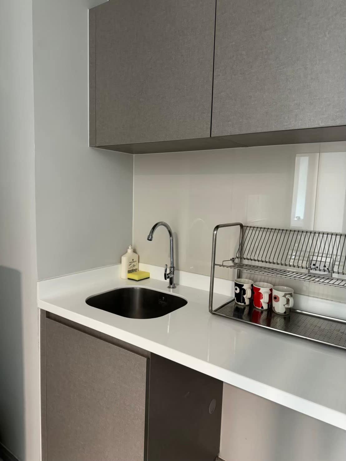 ปล่อยเช่าคอนโด Life Asoke-Rama 9 (ไลฟ์ อโศก พระราม 9) - 1ห้องนอน 1ห้องทำงาน 1ห้องครัว 1ห้องน้ำ 1ห้องนั่งเล่น - ใกล้ MRT พระราม 9 - ขนาดห้อง 36 ตรม. ชั้น 35