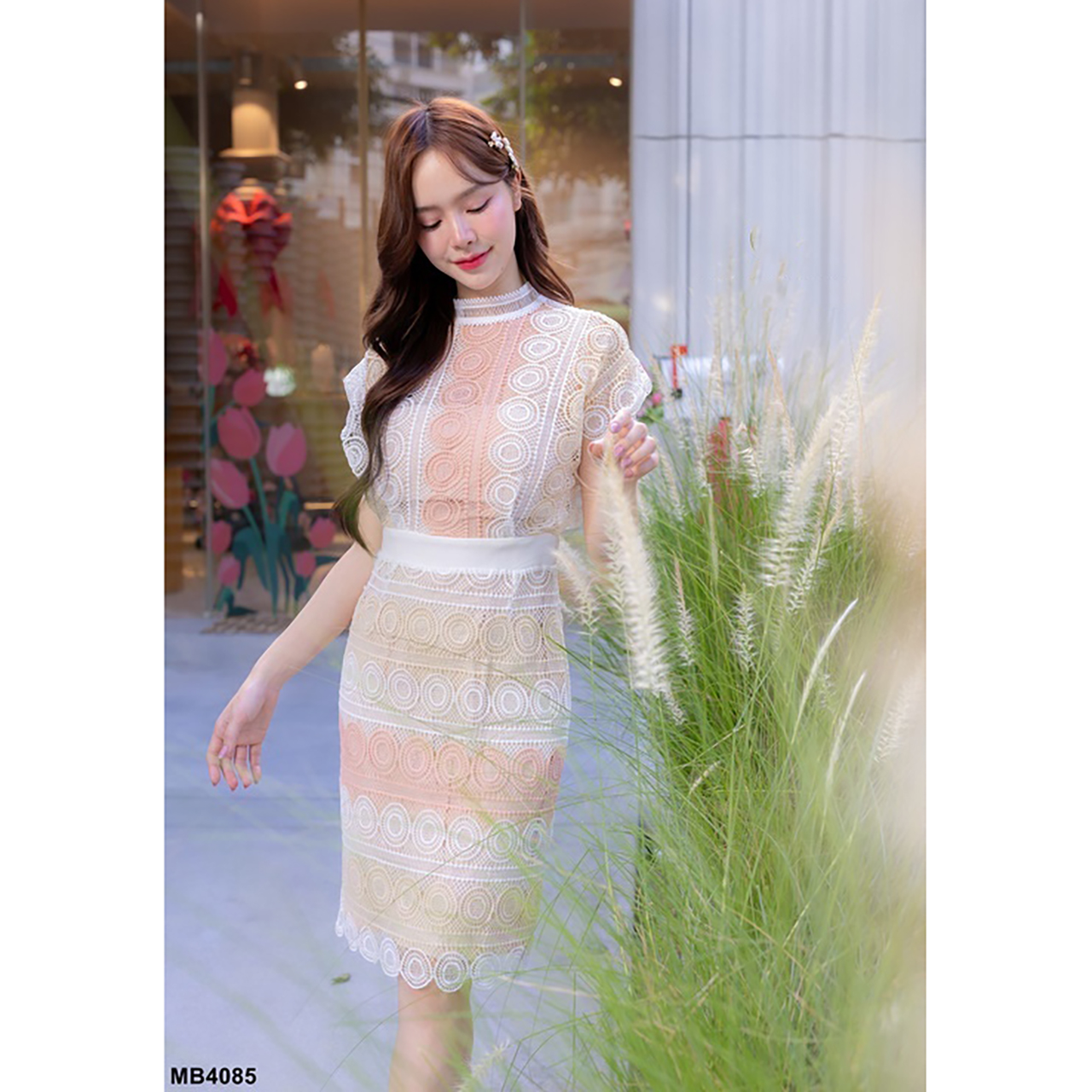 kudapy ชุดเซ็ทสีฟ้า/สีชมพู ใส่ออกงาน ผ้าลูกไม้ลายกลม สีทูโทน มีซับใน พร้อมงานซิปหลัง