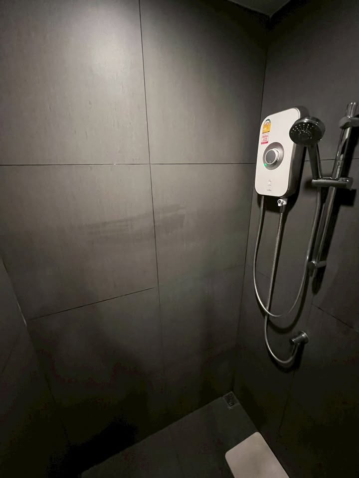 ให้เช่าคอนโด METRIS Ladprao (เมทริส ลาดพร้าว) โซน รถไฟฟ้า MRT พหลโยธิน / BTS ห้าแยกลาดพร้าว ห้องแบบ 1ห้องนอน / 1ห้องน้ำ / โซนครัวปิด ขนาดห้อง 31 ตรม. ชั้น 22