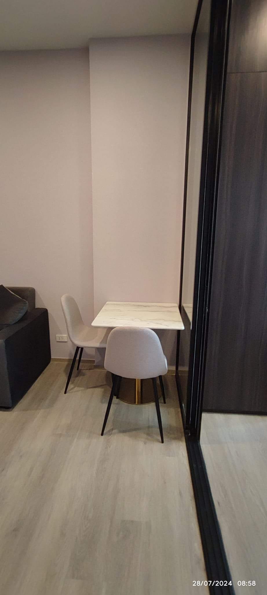 ปล่อยเช่าคอนโด Origin Plug & Play Ramintra (ออริจิ้น ปลั๊ก แอนด์ เพลย์ รามอินทรา) - 1ห้องนอน 1ห้องน้ำ 1ห้องนั่งเล่น - ใกล้ MRT รามอินทรา กม.9 - ขนาดห้อง 26.28 ตรม. ชั้น 15 ตึก E เลี้ยงสัตว์ไม่ได้นะ