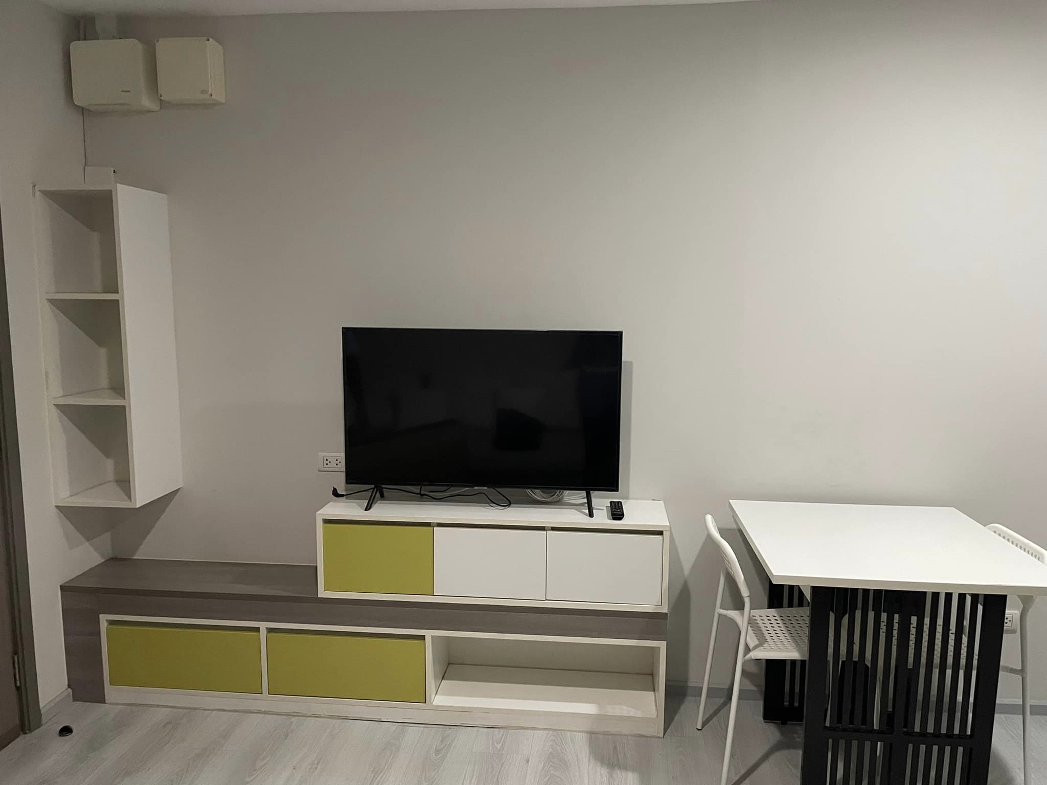 ให้เช่าคอนโด Grene Chaengwattana (กรีเน่ แจ้งวัฒนะ) - ตกแต่งเฟอร์ครบ - การเดินทาง: MRT เมืองทอง