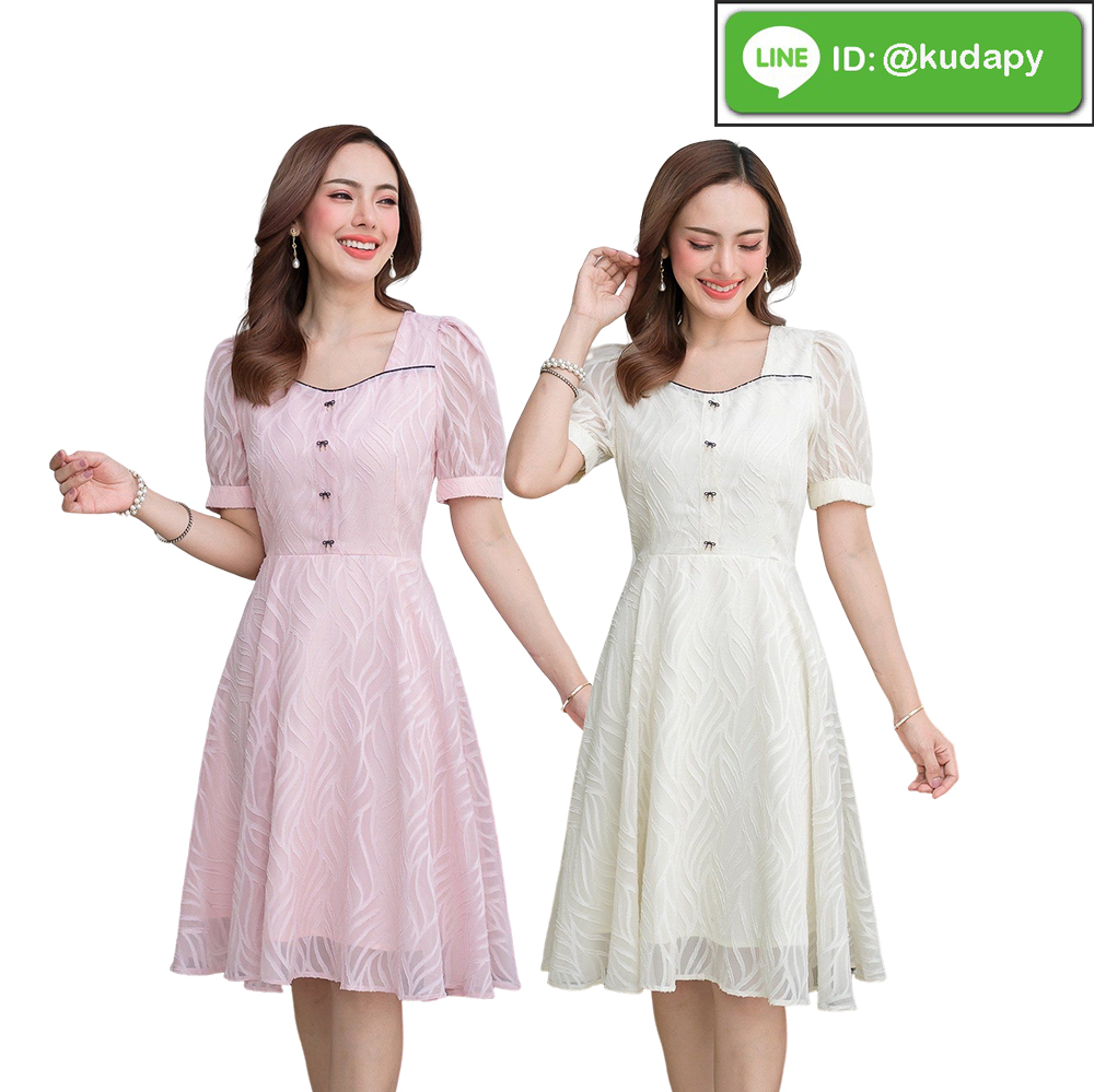 kudapy เดรสสั้นคอเหลี่ยมแขนสั้นสีชมพู สีขาว แต่งกระดุมหน้า มีซิบใน ซิบหลังอย่างดี งานเก็บเรียบร้อย ทรงสวยมาก