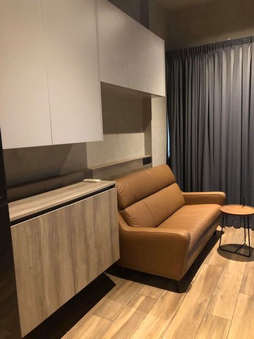 ปล่อยเช่าคอนโด The Lofts Asoke (เดอะ ลอฟท์ อโศก) - ตกแต่งเครื่องใช้ไฟฟ้าครบ ใกล้ มศว. - การเดินทาง: MRT เพชรบุรี