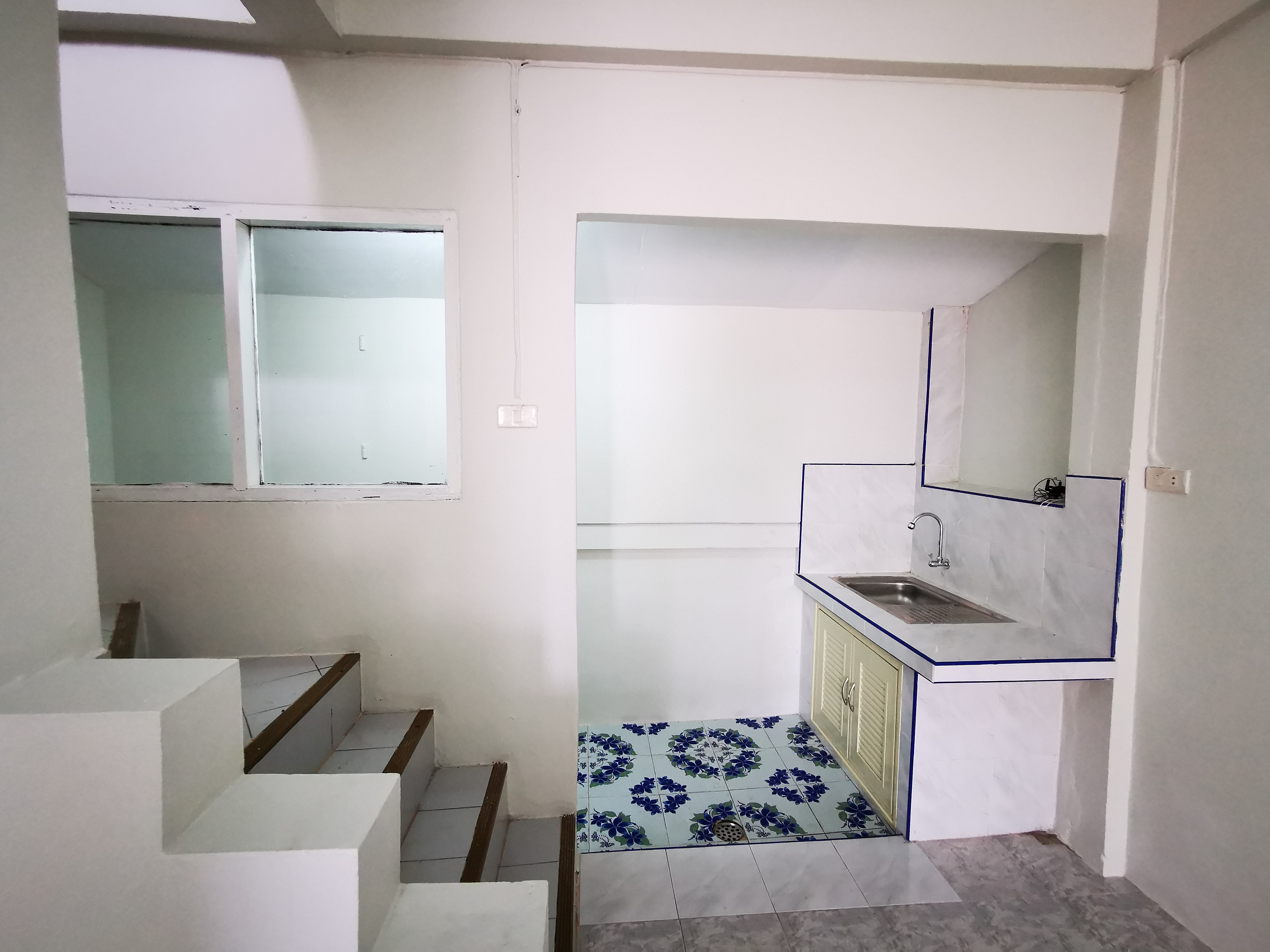 ขายบ้านพลอยสยาม 2ชั้น ดาวน์ 0 กู้ 100 กู้ไม่ผ่าน ผ่อนตรงบริษัทได้ ใกล้แยกศักดิ์ชัย เซ็นทรัล โรบินสัน ตลาดพลอย จันทบุรี ตกแต่งใหม่ ฟรีเฟอร์นิเจอร์ Townhouse Near Robinson Gems Market Chanthaburi renovated free furniture