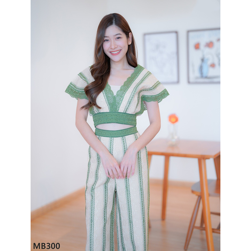 kudapy เซ็ต2 ชิ้น ขายาว ผ้าลูกไม้แขนกุด + กางเกงขายาว สีดำ/สีเขียว ใส่เที่ยว ใส่สบายสวยดูดี