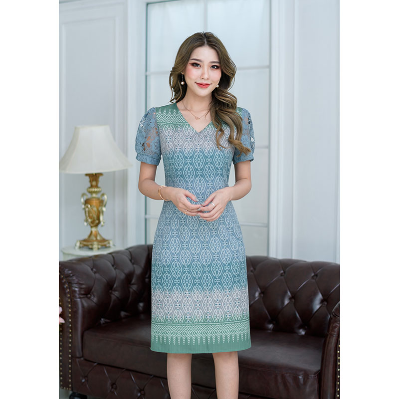 kudapy เดรสสั้นสีโทนชมพู/สีโทนฟ้าเขียว ลายไทยแขนลูกไม้ ผ้าเนื้อนุ่มลื่นนำมาพิมพ์ลาย ใส่สบายกว่าเนื้อผ้าสัมพัสผิวดีนุ่มลื่นไม่หยาบ แต่ลายสวย