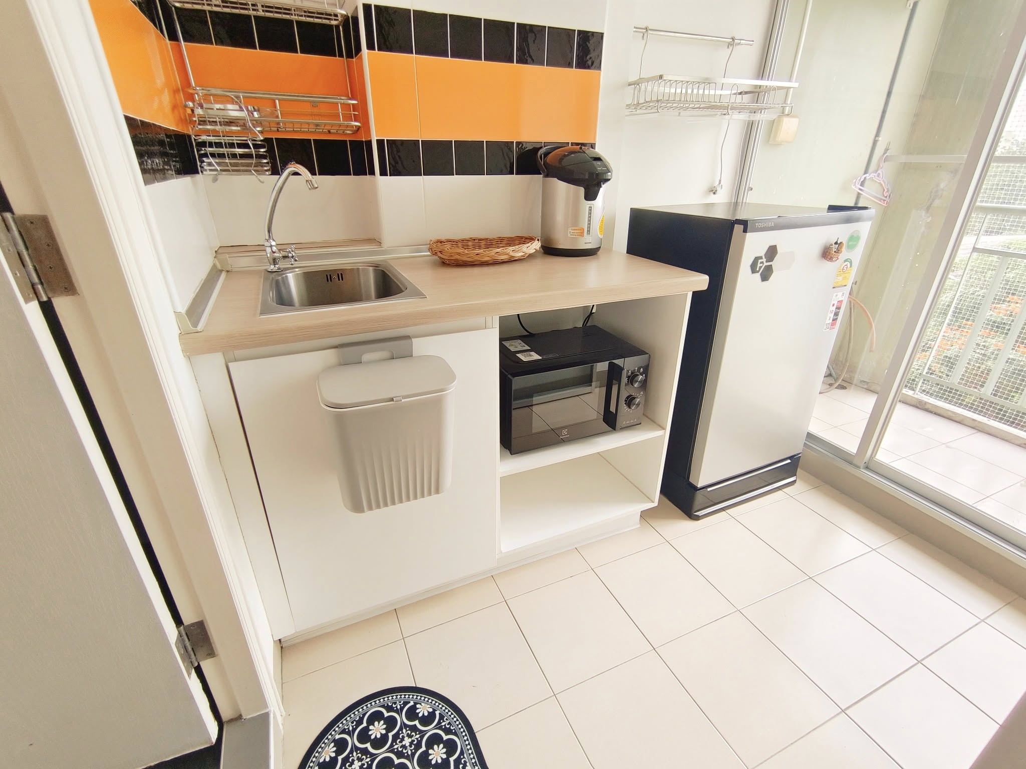 ให้เช่าห้องแบบ 2ห้องนอน 2ห้องน้ำ 1ครัวแยก โซนพื้นที่ MRT ลาดปลาเค้า คอนโด Lumpini Condo Town Raminthra-Latplakhao 2 (ลุมพินี คอนโดทาวน์ รามอินทรา ลาดปลาเค้า 2) Low Rise ขนาดห้อง 45 ตรม. ชั้น 6 ตึก A