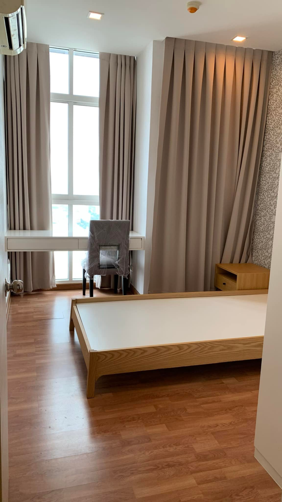 ให้เช่า The Coast Bangkok (เดอะ โคสต์ แบงค็อก) 3ห้องนอน ชั้น35 เฟอร์ครบ