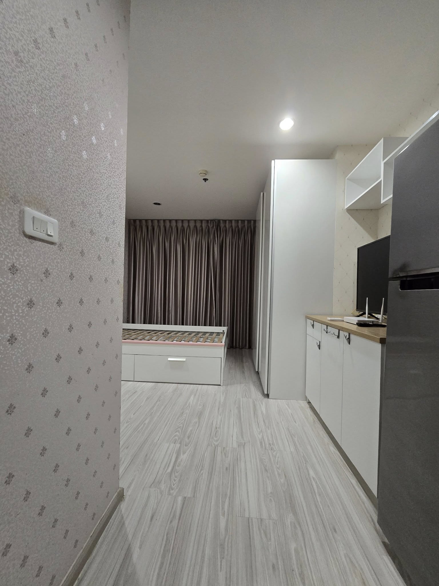 ปล่อยเช่า ไอดีโอ โมบิ วงศ์สว่าง-อินเตอร์เชนจ์ (Ideo Mobi Wongsawang Interchange) - โซนพื้นที่ MRT บางซ่อน Studio 1ห้องน้ำ - ขนาดห้อง 23 ตรม. ชั้น 6 - ให้เช่า 9,500 ต่อเดือน