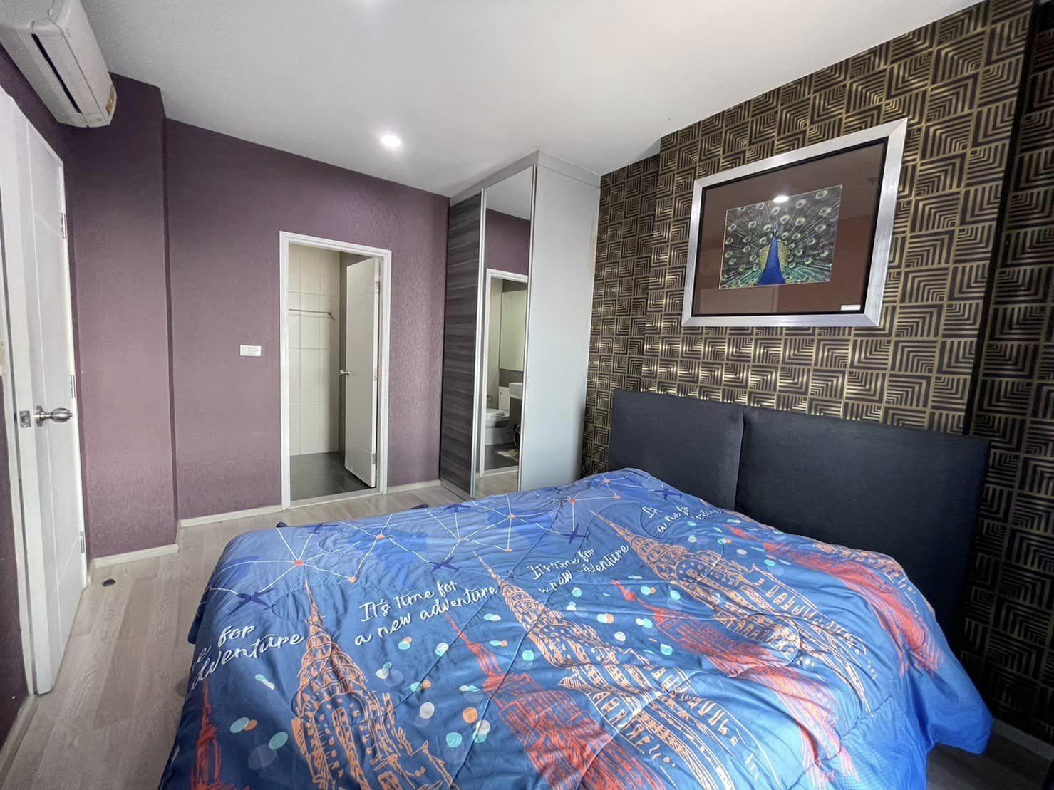 ปล่อยเช่าคอนโด Centric Huai Khwang Station (เซ็นทริค ห้วยขวาง สเตชั่น) - 1ห้องนอน 1ห้องครัว 1ห้องนั่งเล่น 1ห้องน้ำ - ใกล้ MRTห้วยขวาง