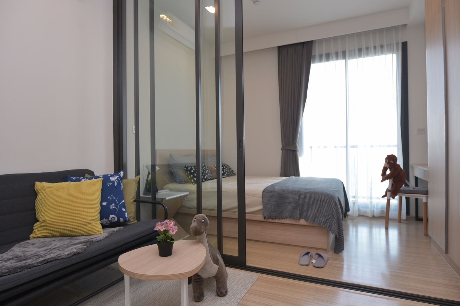 ให้เช่า M Jatujak (เอ็ม จตุจักร) ชั้น 29 เลี้ยงสัตว์ ได้ตกแต่งพร้อมอยู่