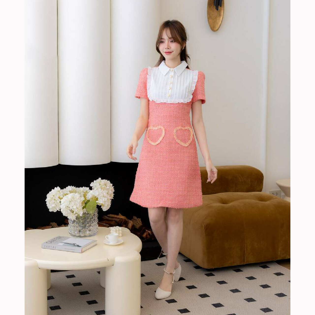 kudapy เดรสสั้นสีชมพู/สีแดง ผ้าทวิตคอปกหัวใจ