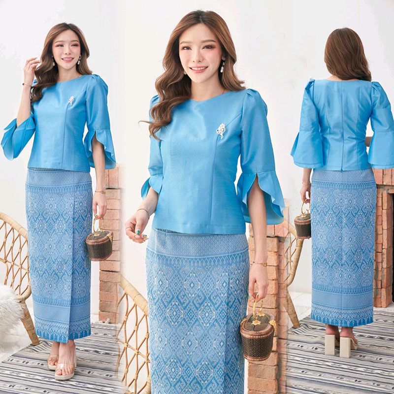 kudapy เซ็ทเสื้อผ้าไหม4 เส้น 3 ตะกอ สีฟ้า+ผ้าถุงผ้าฝ้ายทอลายขอพระราชทาน