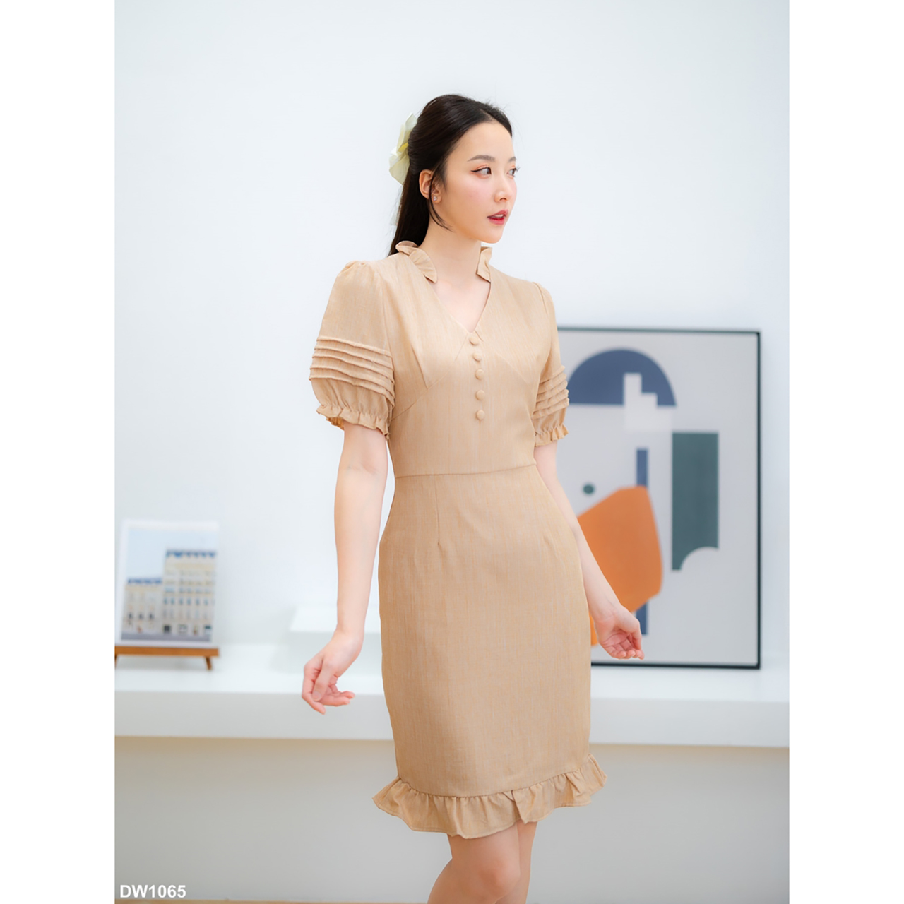 kudapy เดรสสั้นสีสีน้ำเงินเข้ม/สีม่วง/สีครีม ผ้าสีพื้นแต่งแขนจีบ+ระบายชายกระโปรง