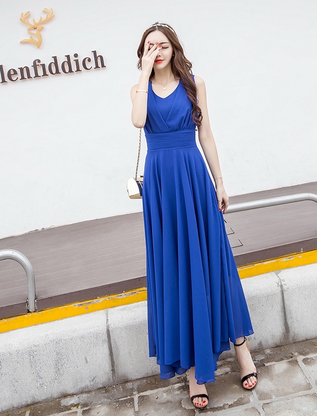 kudapy แม็กซี่เดรสยาวคอวีสีชมพูโอรส/สีม่วง/สีขาว/สีเขียวเข้ม/สีน้ำเงินสด เดรสยาวแขนกุด ผ้าชีฟองทิ้งตัว พริ้วมากค่ะรุ่นนี้ใส่ไปทะเล ไปงานได้น้าา