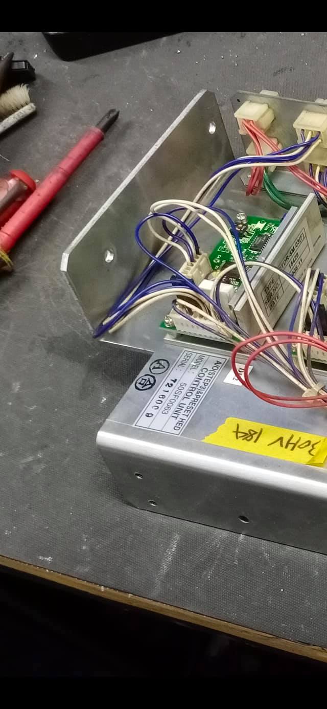 ซ่อมเครื่องตัดเลเซอร์ แผง Mitsubishi controller beam laser cnc