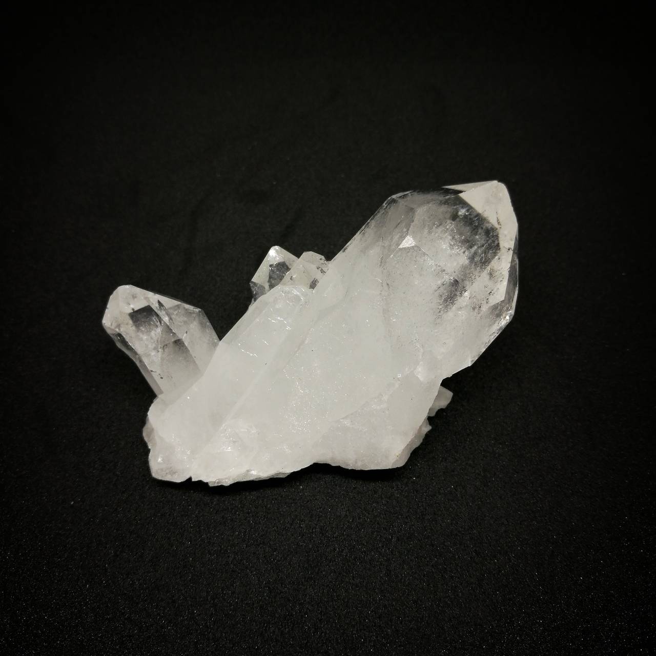 หินคริสตัลควอตซ์ผลึกธรรมชาติ Crystal Quartz
