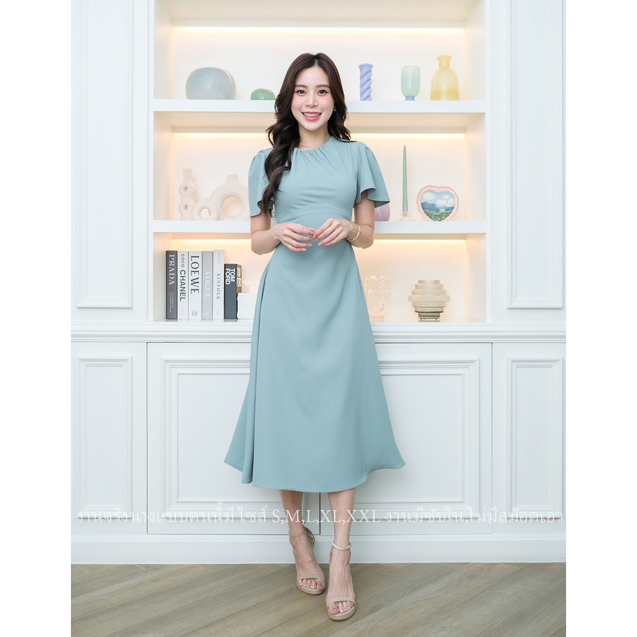 kudapy เดรสสั้นคอกลมสีชมพู/สีขาว/สีเขียวมิ้น แขนสั้นระบาย กระโปรงคลุมเข่า แนวเรียบหรู ชุดไปงานแต่ง