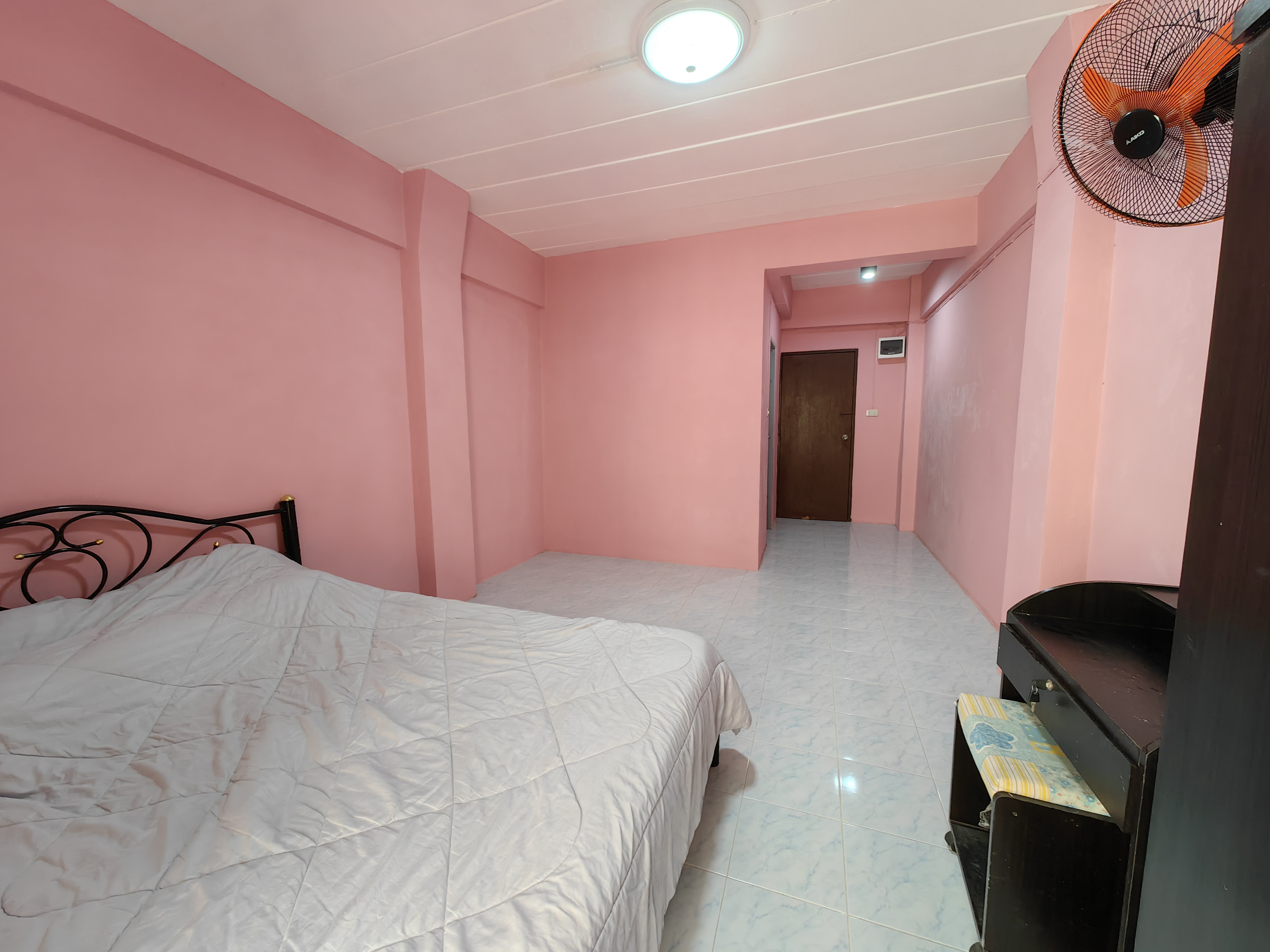 Nirun Residence 4Floor 25 sqm. Mega Bangna Ramkamheang2 Gemopolis 0909897810